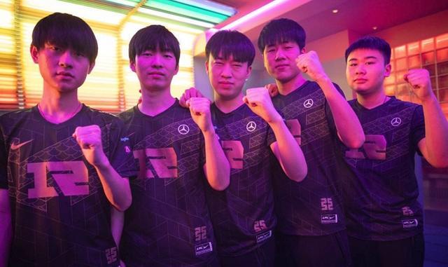 雷鸣般的掌 雷鸣般的掌