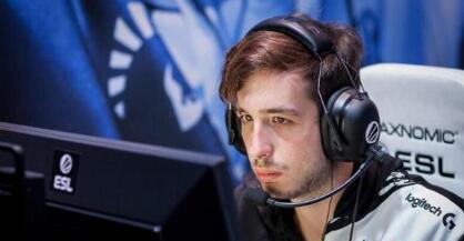 借灵活的跑 借灵活的跑