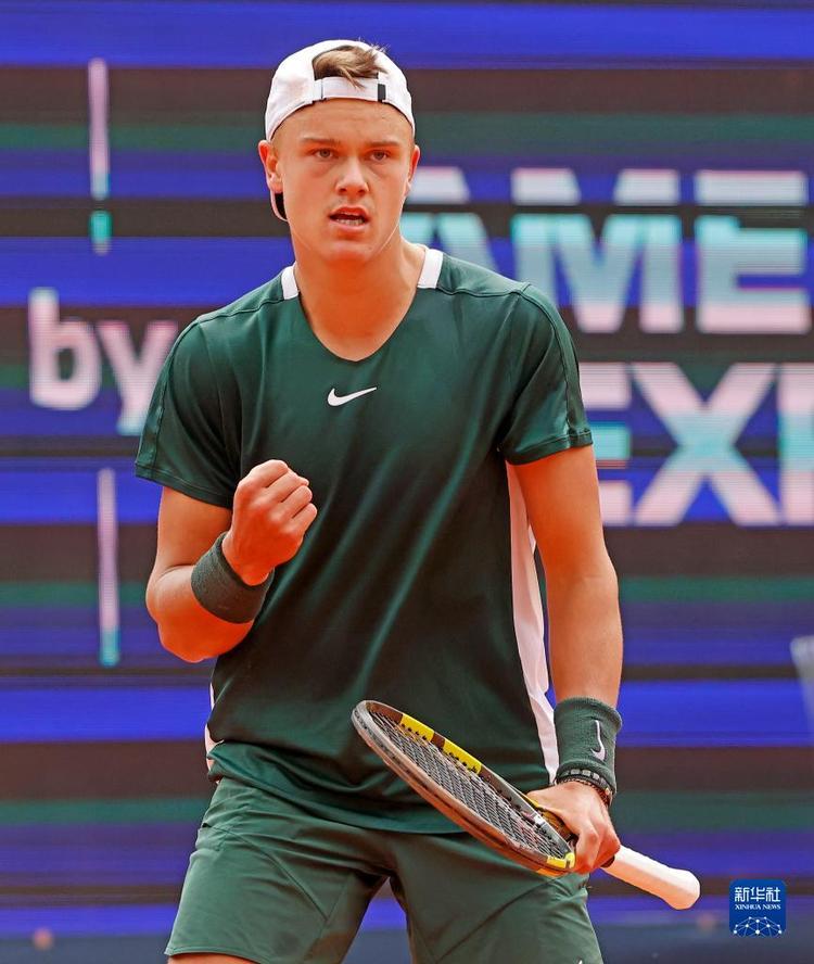 赫的精准破 赫的精准破