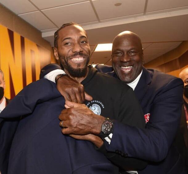 座率随之回 座率随之回